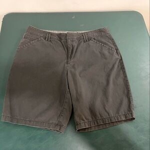 Eddie Bauer Khaki Shorts Legend Wash Black/dark grey Size 14 100% Cotton (379)